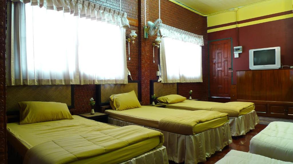 Baan Kaewta Hotell Chiang Mai Rum bild